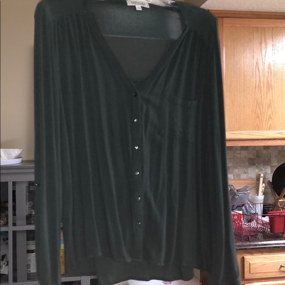 Green long sleeve top